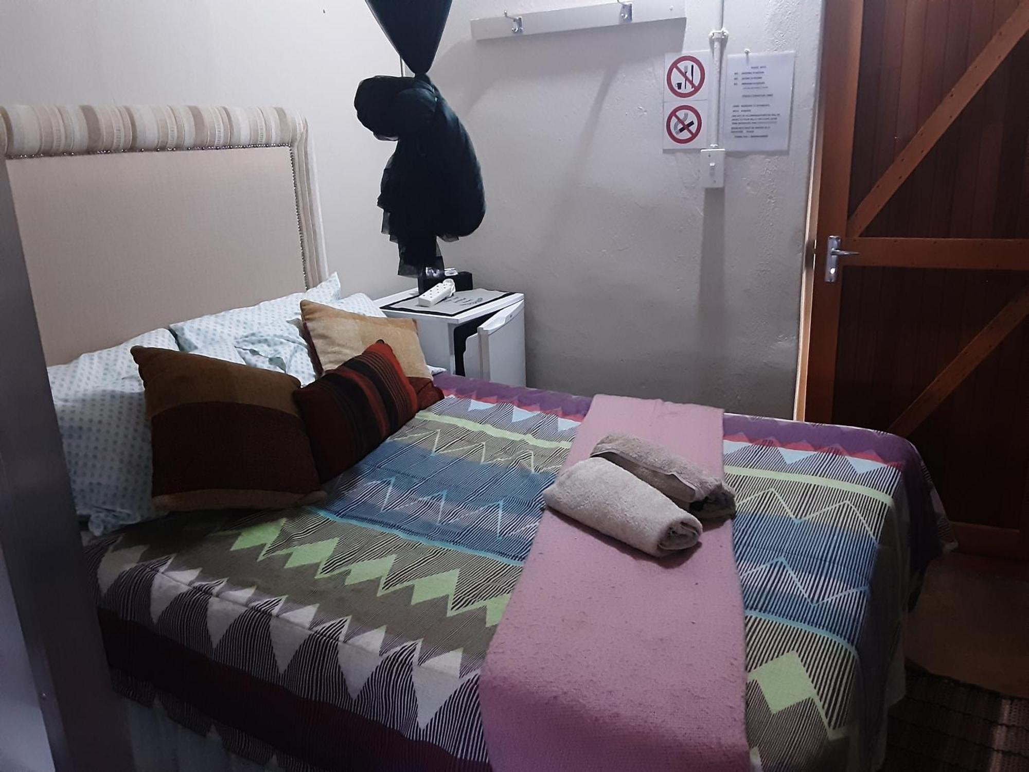 Kai-Oms Backpackers Lodge أوتجو المظهر الخارجي الصورة