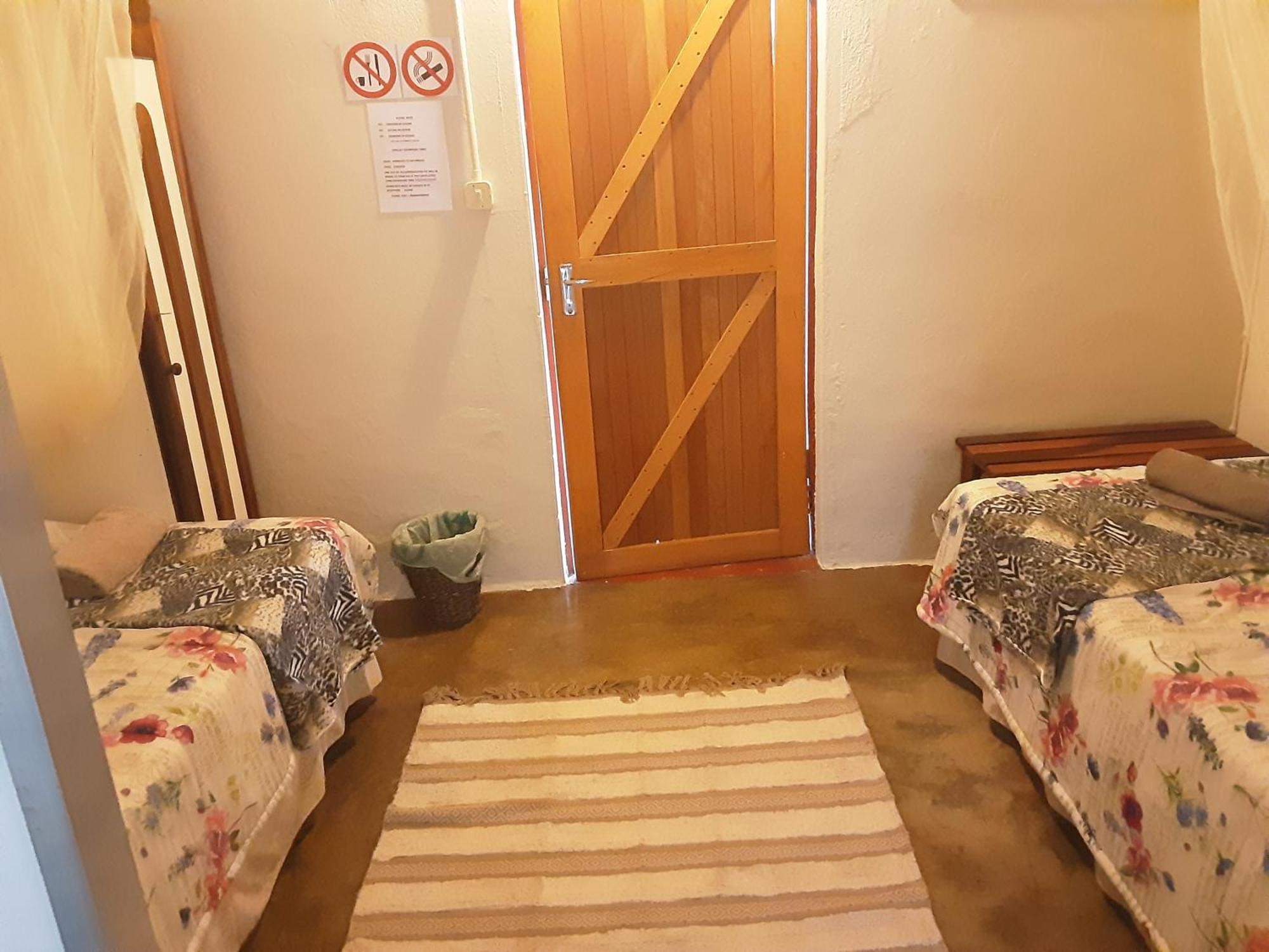 Kai-Oms Backpackers Lodge أوتجو المظهر الخارجي الصورة