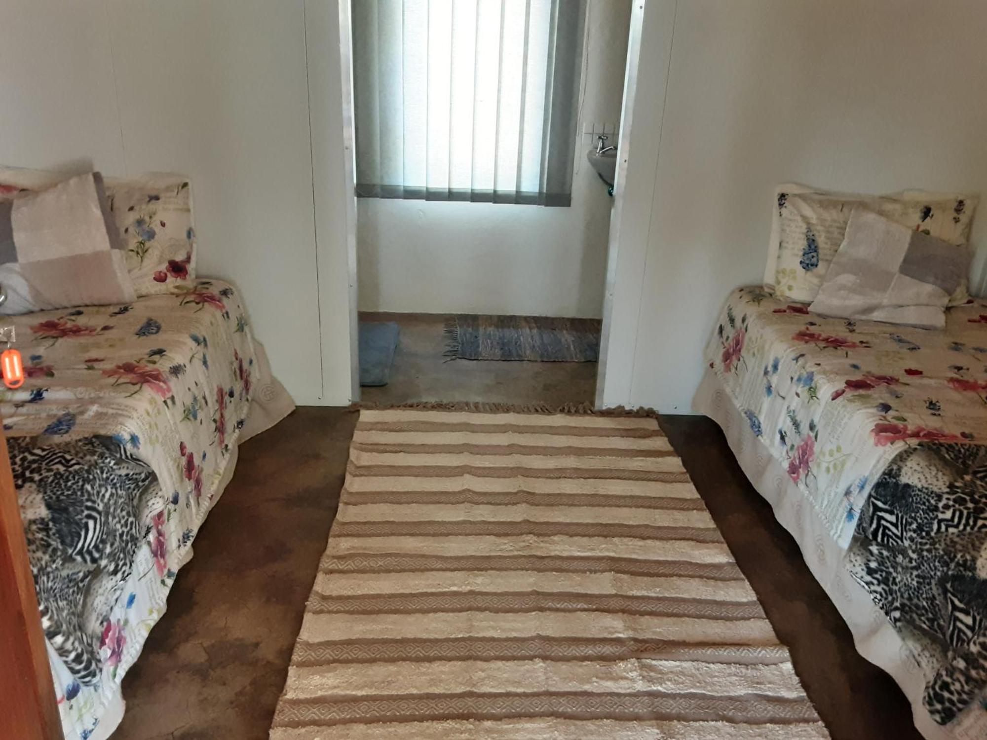 Kai-Oms Backpackers Lodge أوتجو المظهر الخارجي الصورة